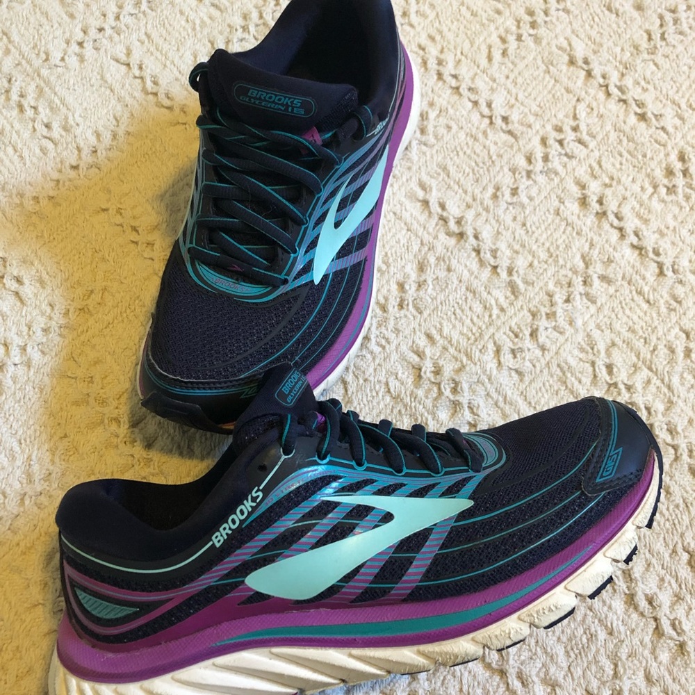 Brooks Athletic Shoe’s Women’s Size 6.5